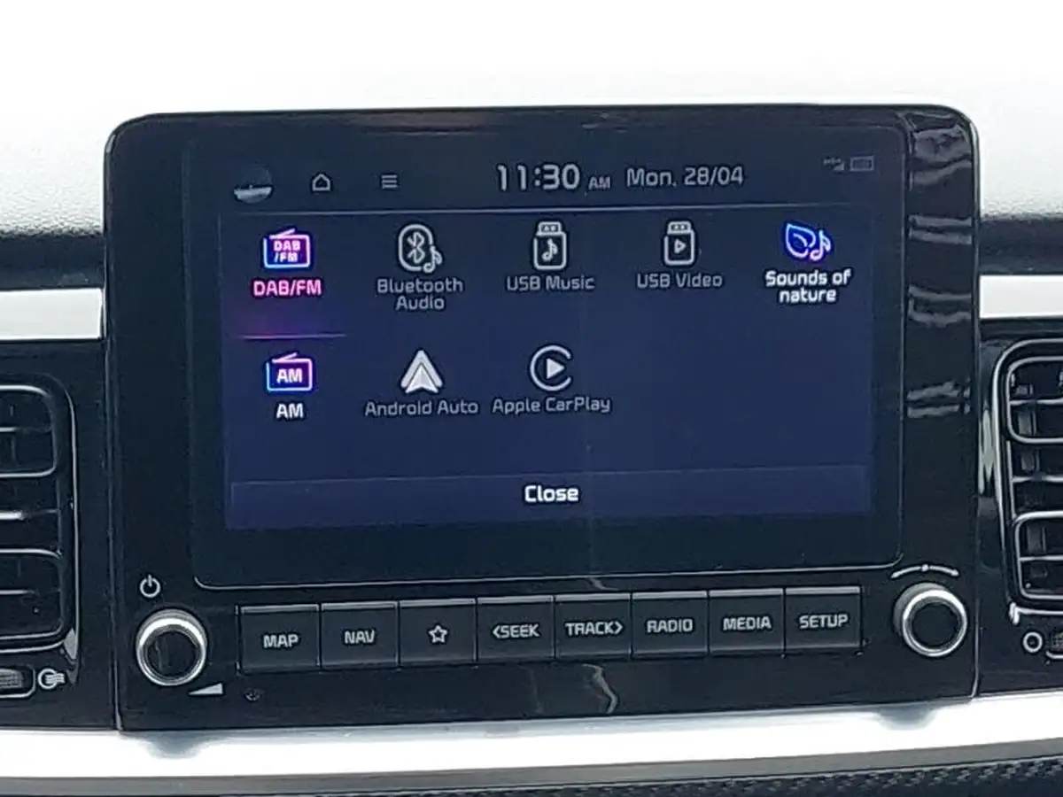 2024-kia-stonic-10-t-gdi-gt-line-s-98bhp-dct-big-12