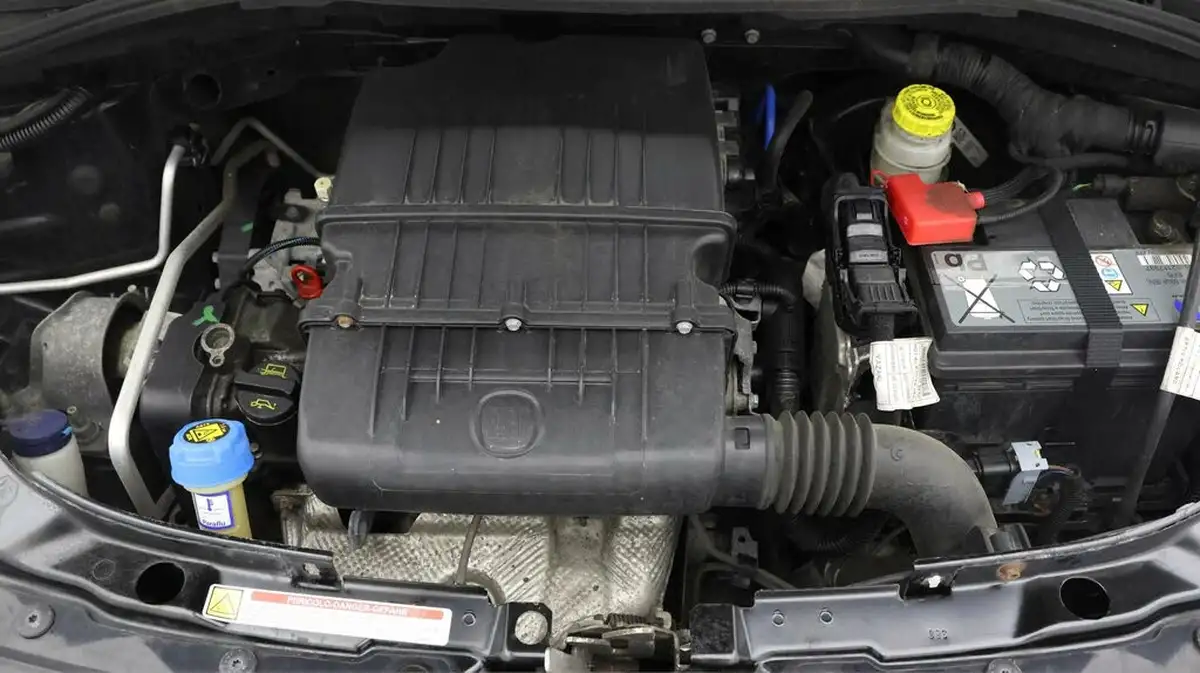 2020-fiat-500-12-lounge-dualogic-big-18