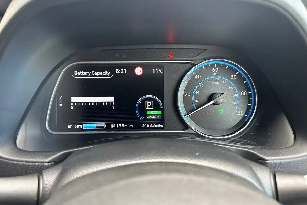 2020-nissan-leaf-e-e-tekna-big-34