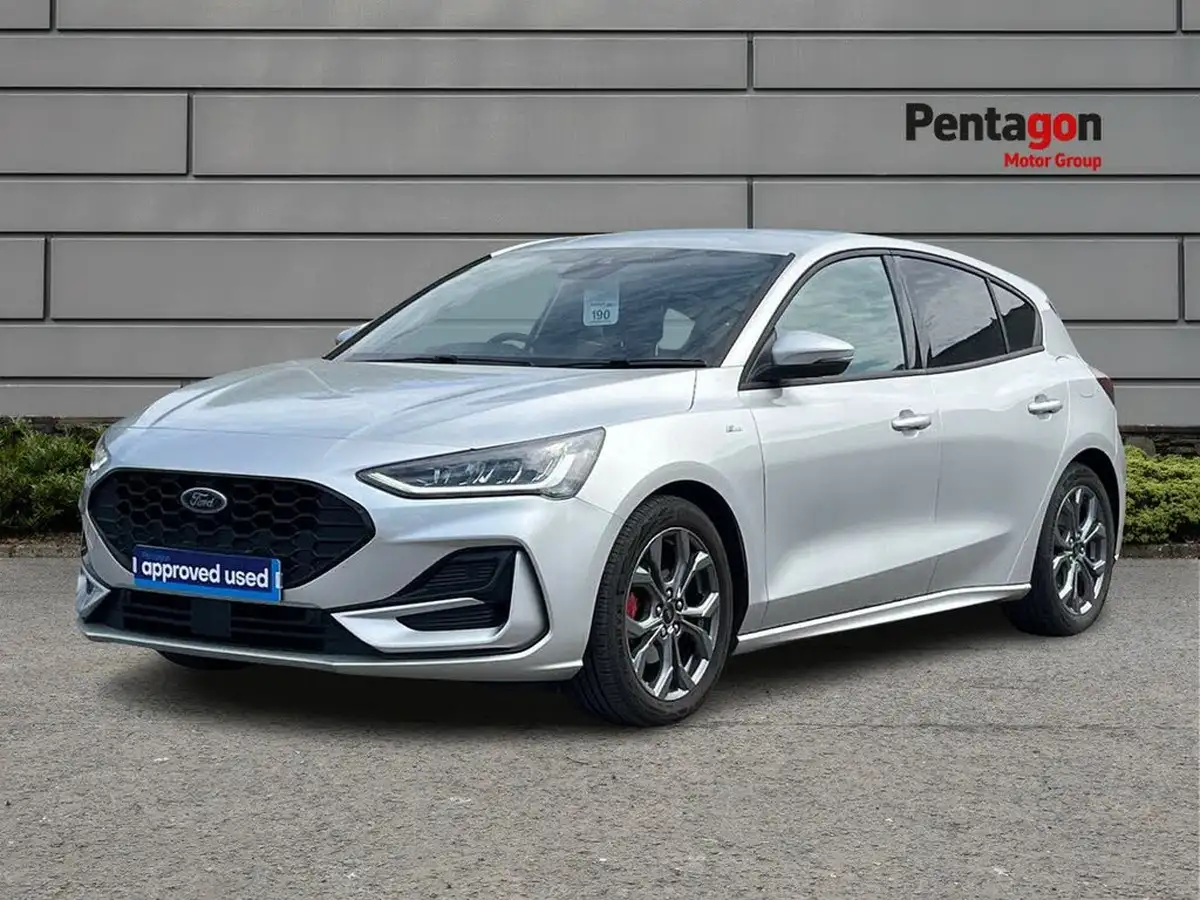 2024-ford-focus-10t-st-line-125ps-hatchback-big-2