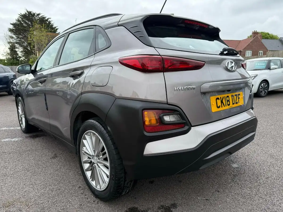 2018-hyundai-kona-10-t-gdi-se-big-5