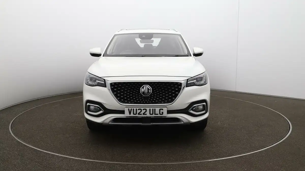2022-mg-hs-15t-gdi-exclusive-162ps-big-41