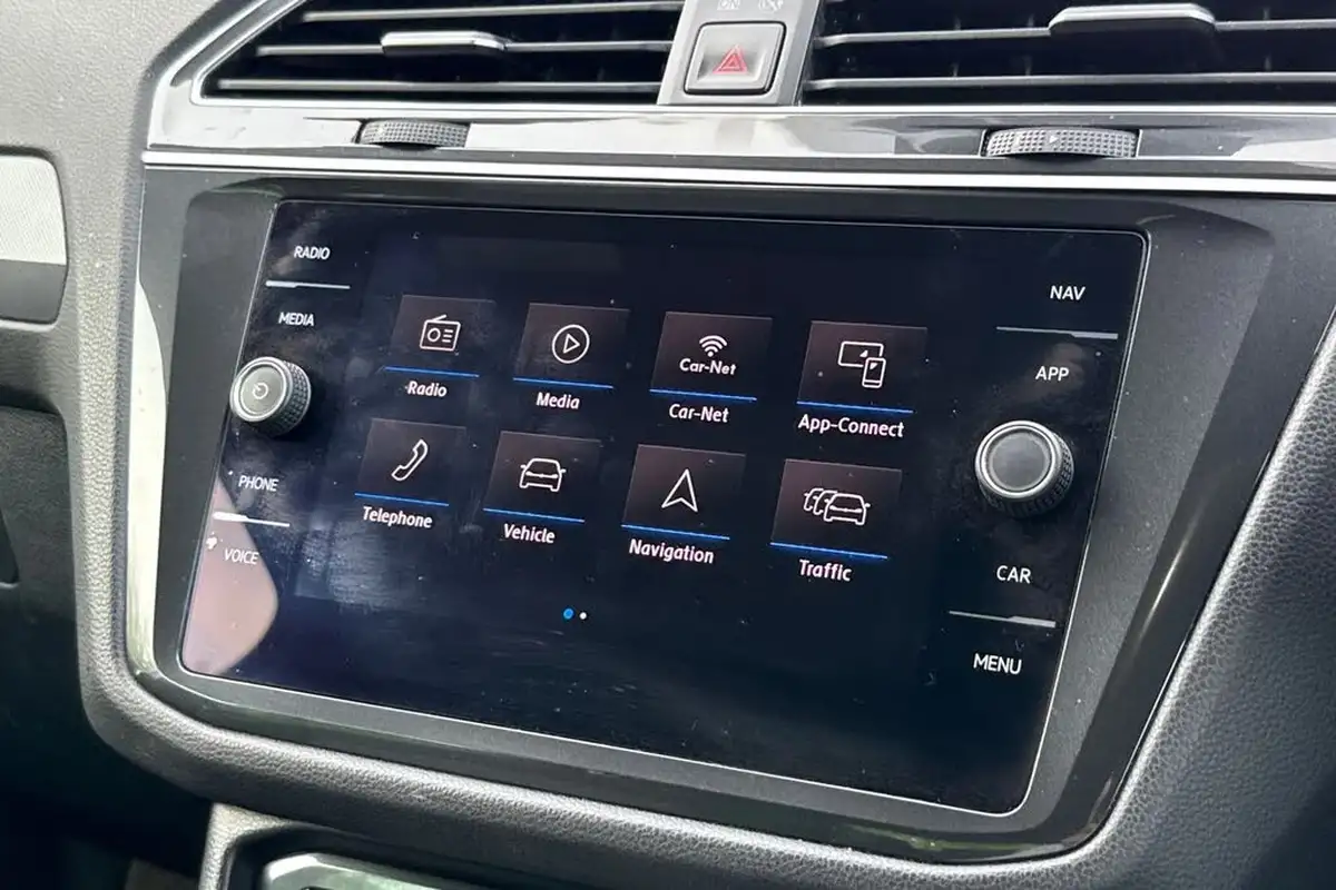 2020-volkswagen-tiguan-20tdi-r-line-tech-150ps-dsg-big-49