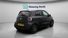 2021-smart-forfour-eq-exclusive-small-7