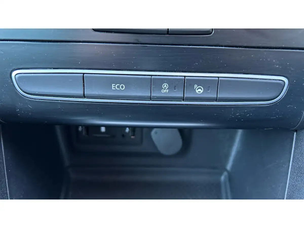 2017-renault-megane-16dci-dynamique-s-nav-sport-tourer-big-30