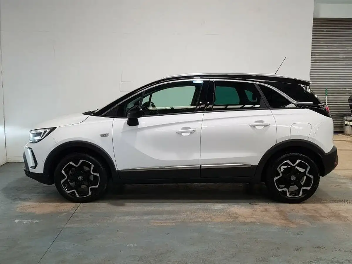 2022-vauxhall-crossland-12-ultimate-130ps-auto-big-3