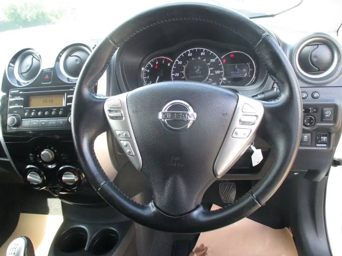 2014-nissan-note-12-acenta-80ps-style-pack-big-32