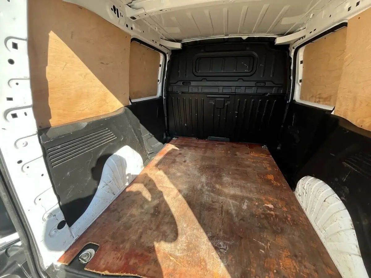 2022-toyota-proace-city-15d-active-big-35