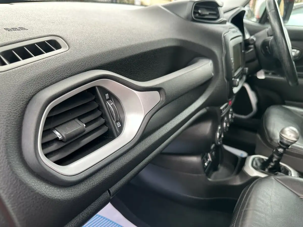 2015-jeep-renegade-16td-limited-big-58