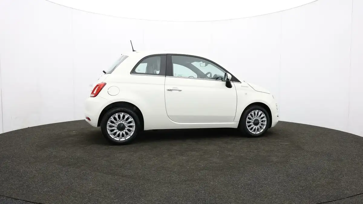 2021-fiat-500-10-dolcevita-big-36