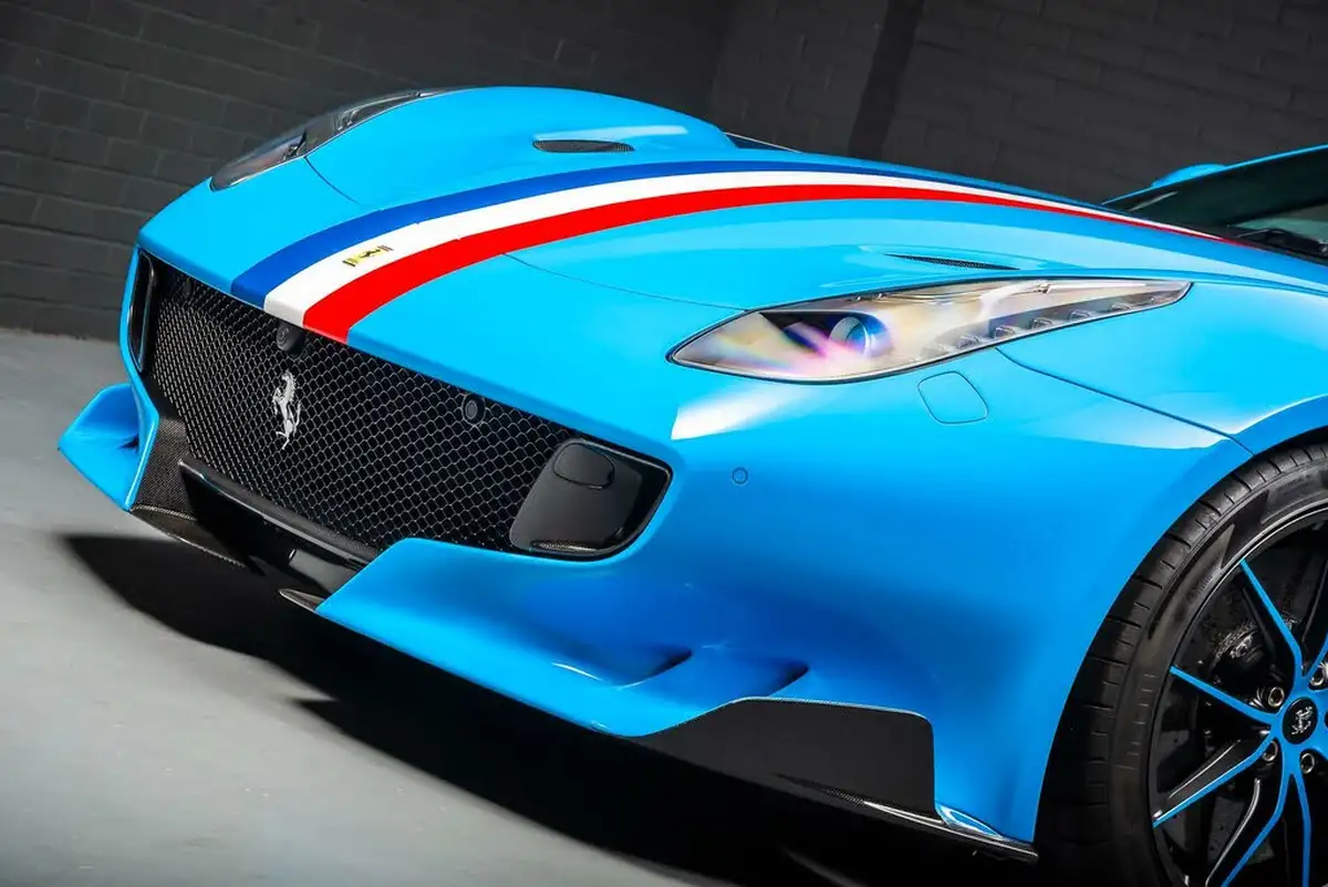 2017-ferrari-f12berlinetta-62-big-17