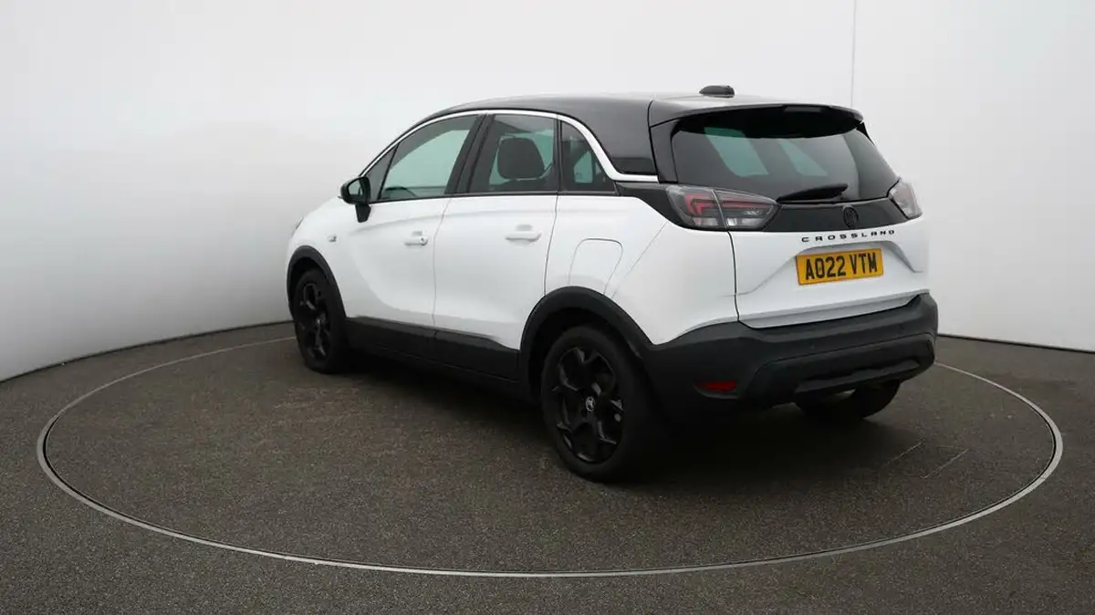 2022-vauxhall-crossland-12i-gs-line-big-60