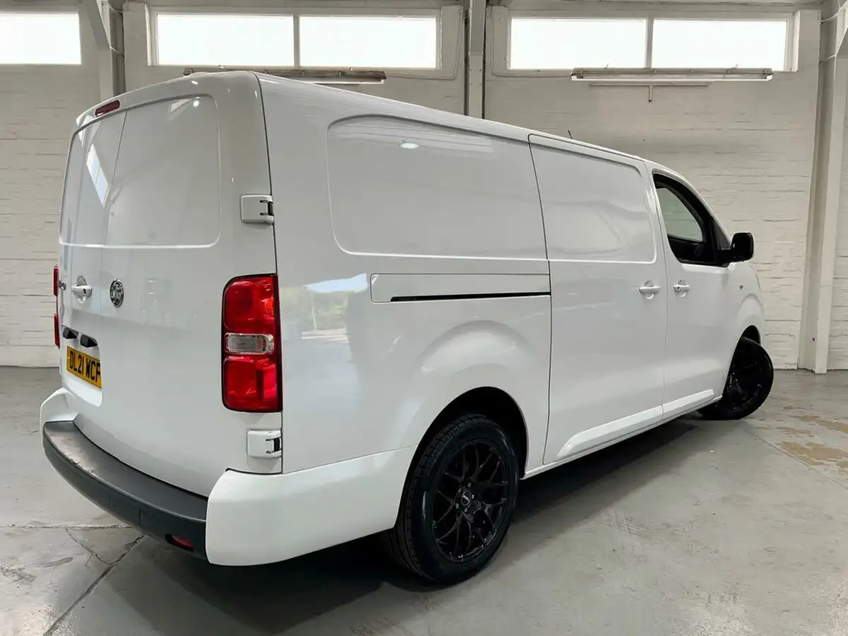 2021-vauxhall-vivaro-15td-2900-l2h1-sportive-100pseu6dt-big-6