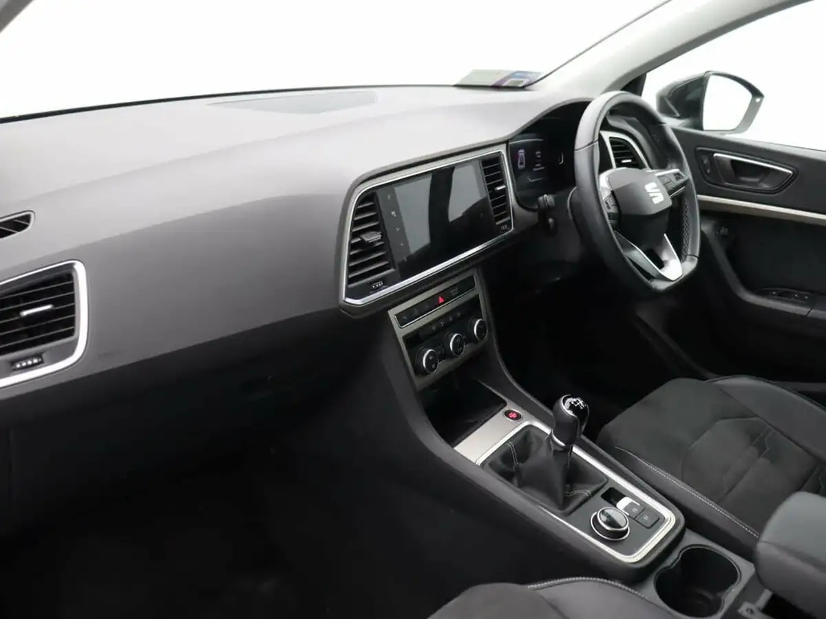 2024-seat-ateca-15-ecotsi-xperience-big-7