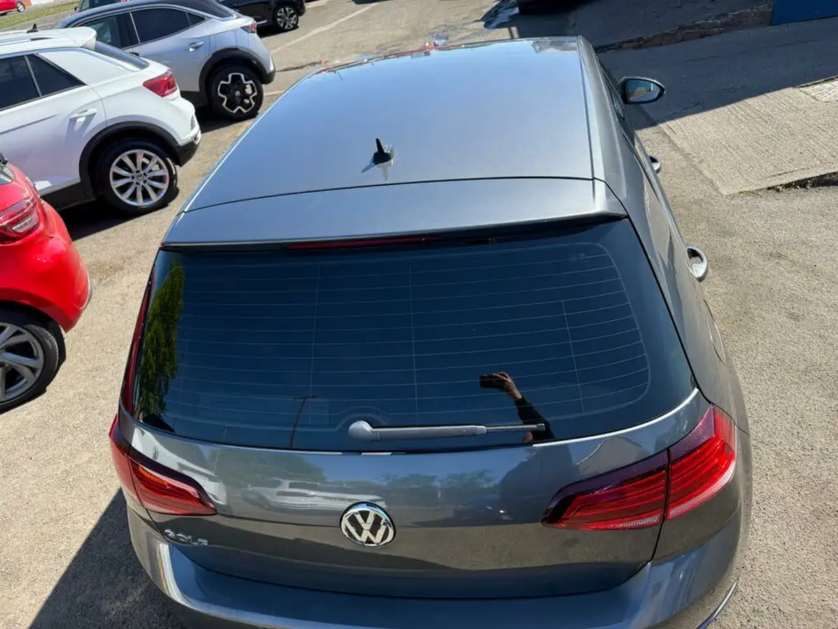 2018-volkswagen-golf-10-tsi-se-115ps-hatchback-5d-big-7