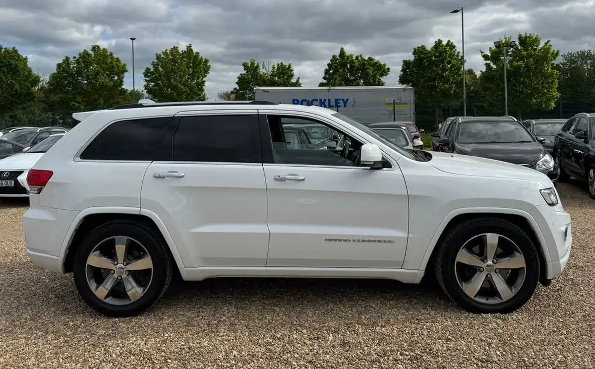 2015-jeep-grand-cherokee-30crd-overland-big-3