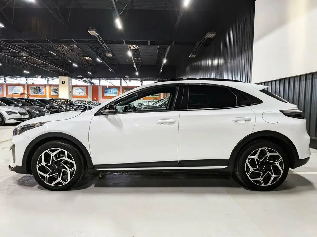 2023-kia-xceed-15-t-gdi-gt-line-158bhp-big-10
