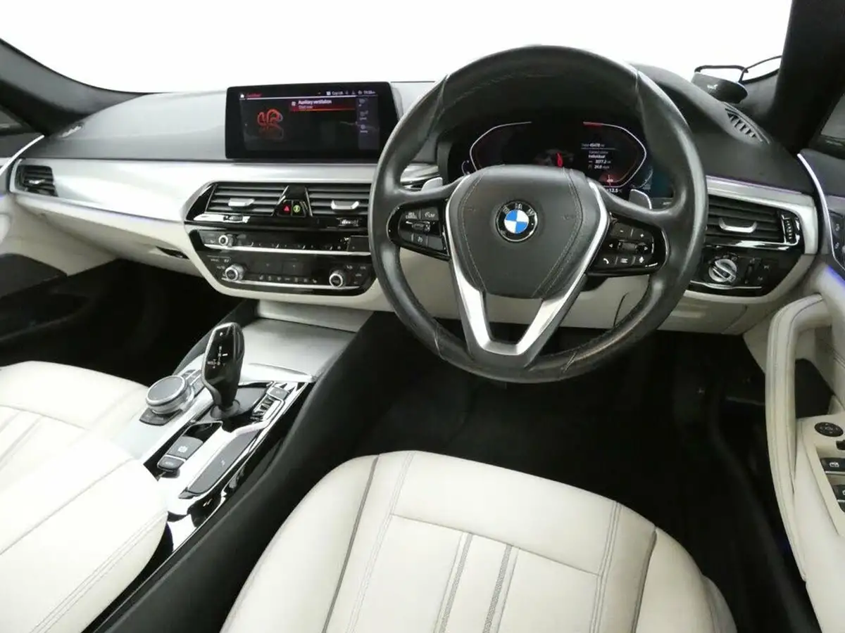 2020-bmw-5-series-20td-520d-se-190ps-saloon-4d-big-17