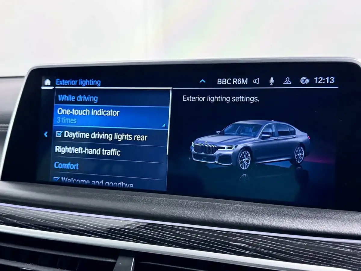 2022-bmw-7-series-30-745e-m-sport-big-50