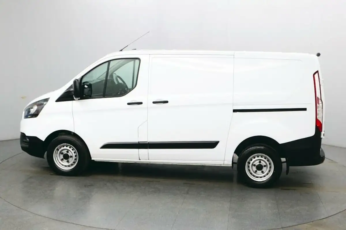 2020-ford-transit-custom-20tdci-280-l1h1-leader-105pseu6dt-panel-van-big-4