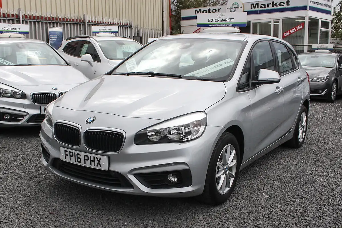2016-bmw-2-series-15-218i-se-active-tourer-5d-big-4