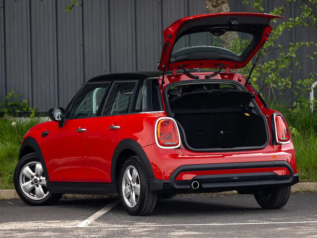 2021-mini-cooper-15-cooper-classic-hatchback-5d-big-13