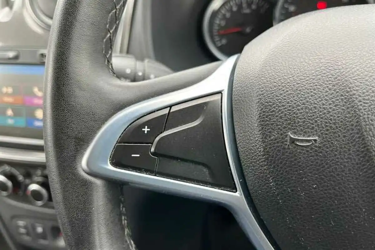 2020-dacia-sandero-stepway-09-tce-comfort-big-20