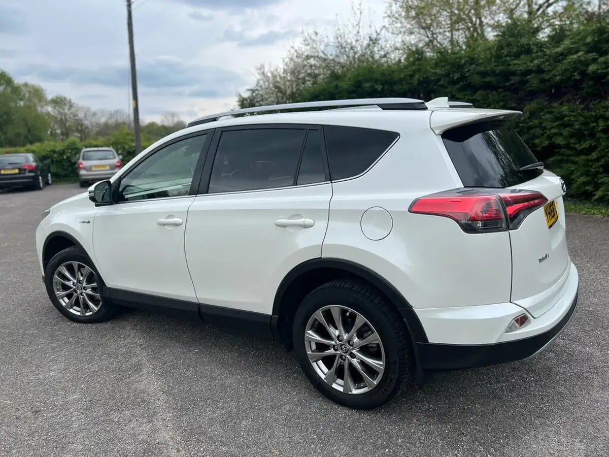 2016-toyota-rav4-25-vvt-i-excel-tss-navi-cvt-big-8