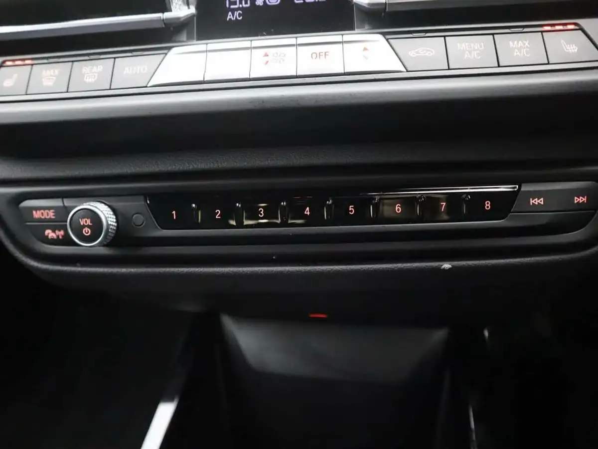 2022-bmw-1-series-15-118i-m-sport-lcp-dct-big-27