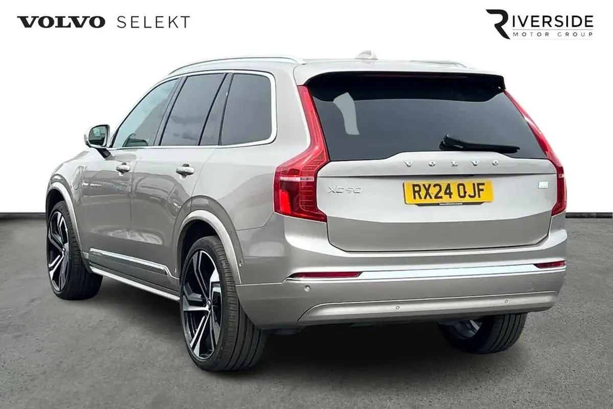 2024-volvo-xc90-20-t8-ultimate-dark-big-2