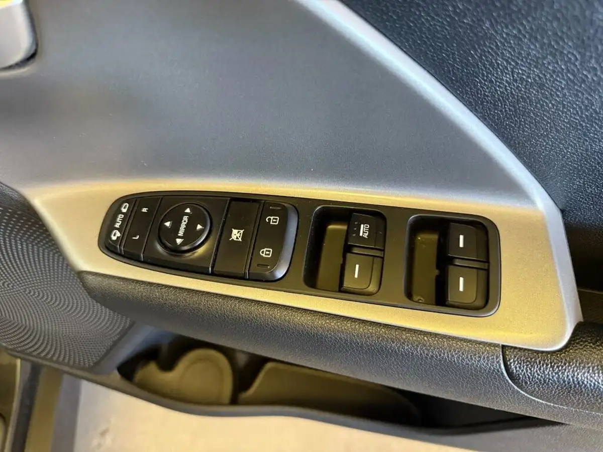 2022-kia-niro-ev-e-2-big-44