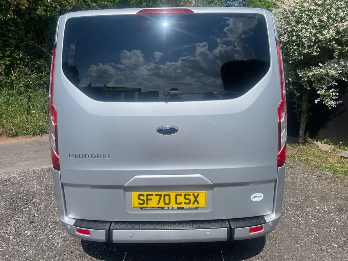 2020-ford-tourneo-custom-big-5