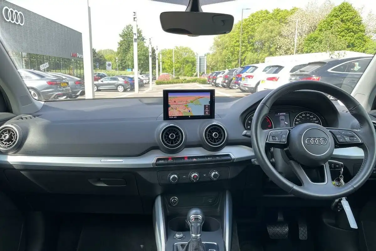 2019-audi-q2-15-35-tfsi-sport-cod-s-tronic-big-2