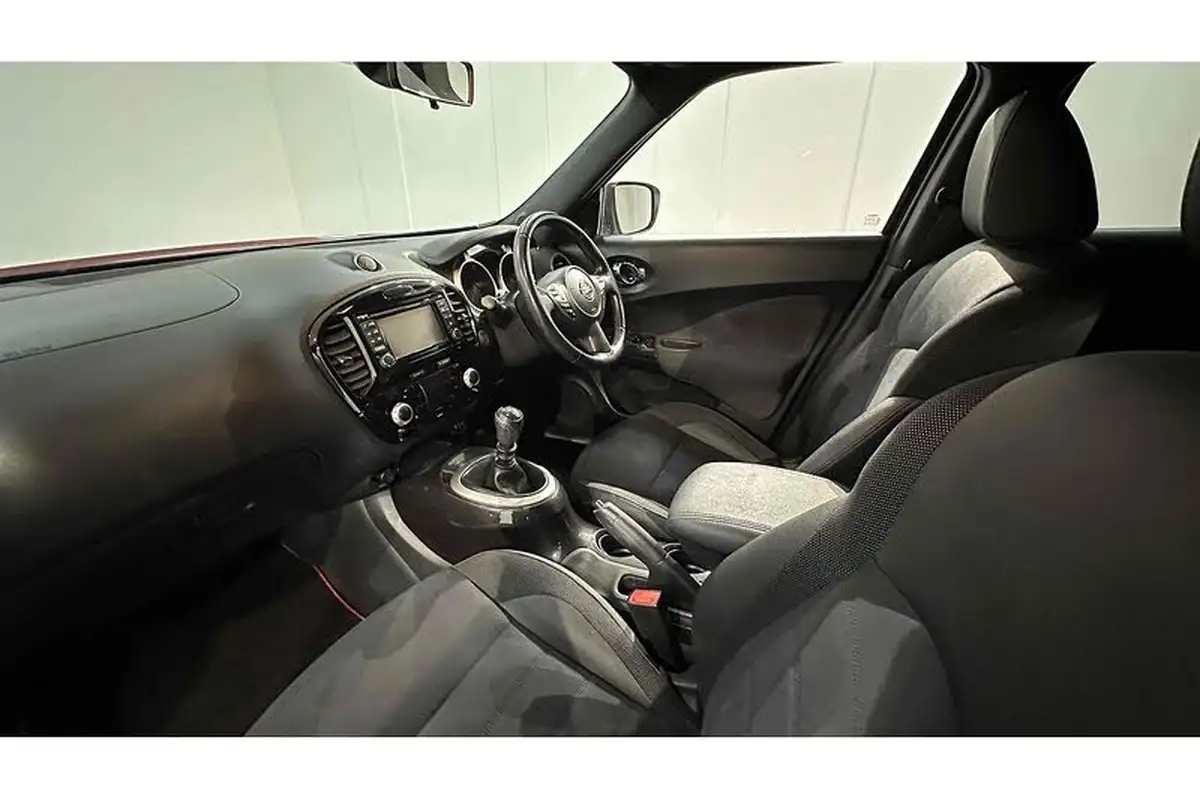 2017-nissan-juke-12-dig-t-n-connecta-ss-big-16