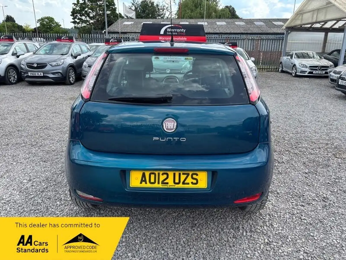 2012-fiat-punto-14-easy-77bhp-5d-dualogic-big-3