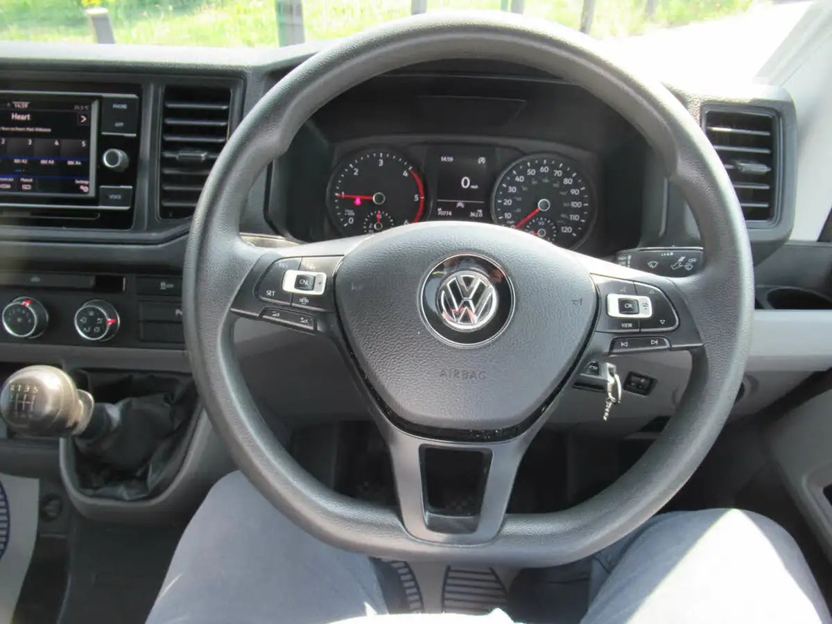 2022-volkswagen-crafter-20tdi-cr35-mwb-trendline-102pseu6d-big-20