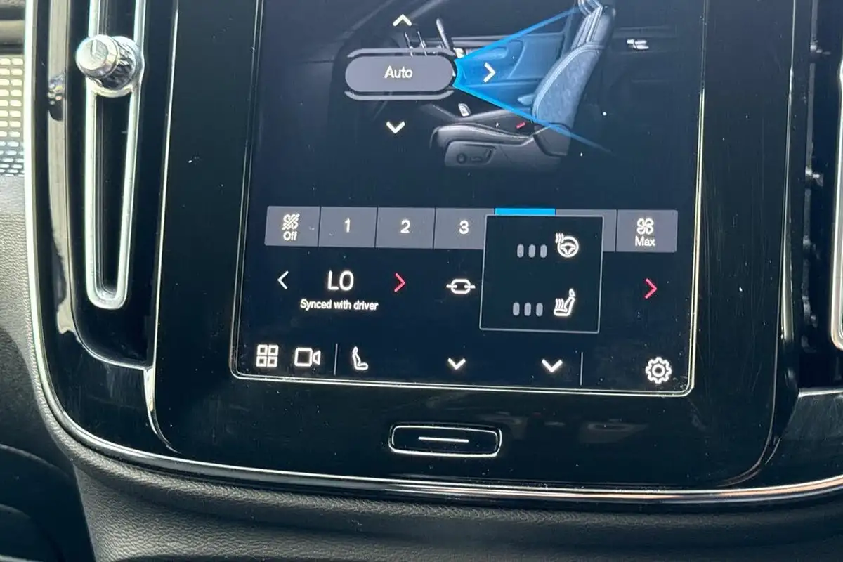 2022-volvo-xc40-e-twin-recharge-plus-big-22