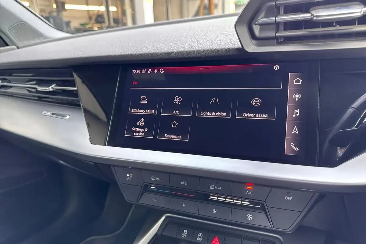 2023-audi-a3-10-30-tfsi-technik-big-41