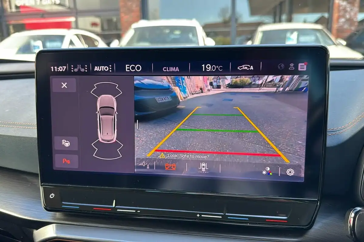 2021-cupra-formentor-14-e-hybrid-v2-big-36