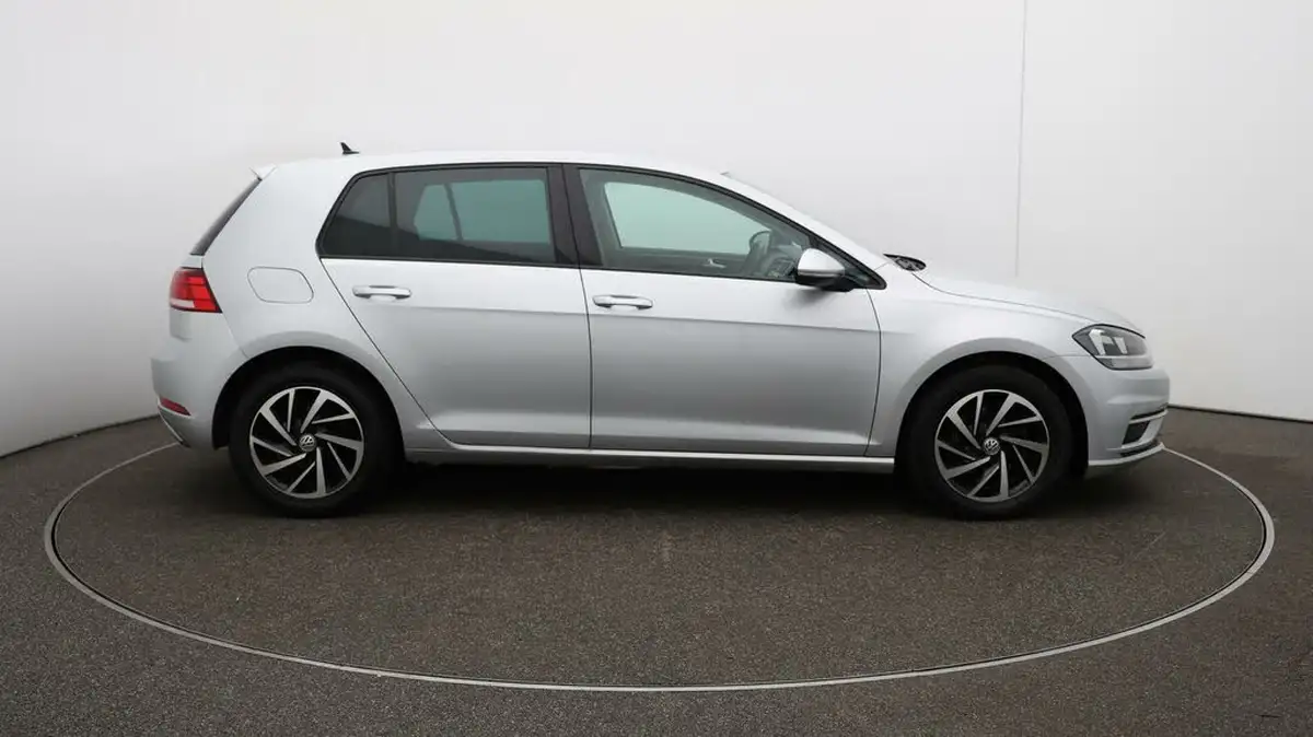 2019-volkswagen-golf-sv-16tdi-match-edition-big-46