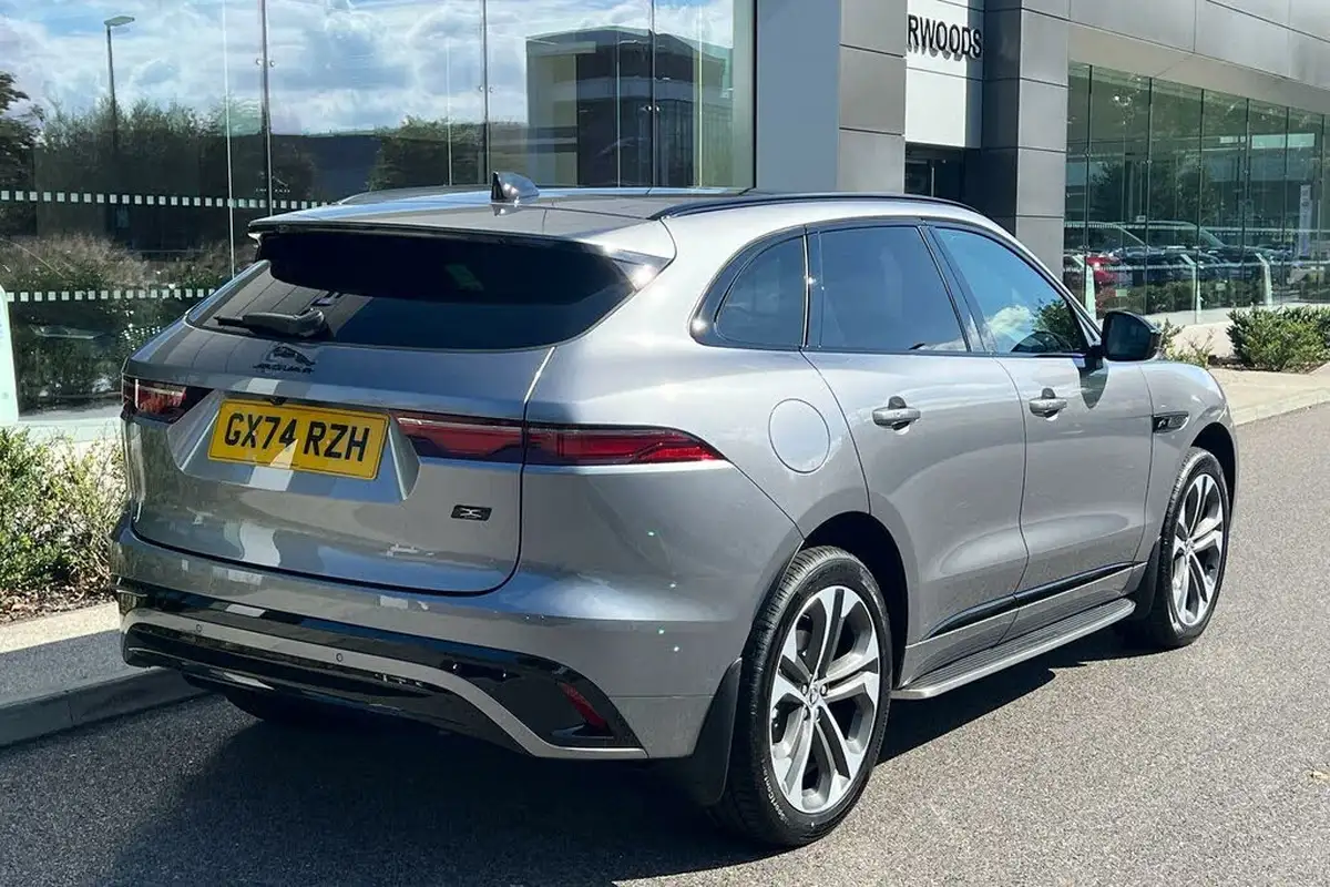 2024-jaguar-f-pace-20-p400e-r-dynamic-hse-black-90th-anniversary-edition-big-9