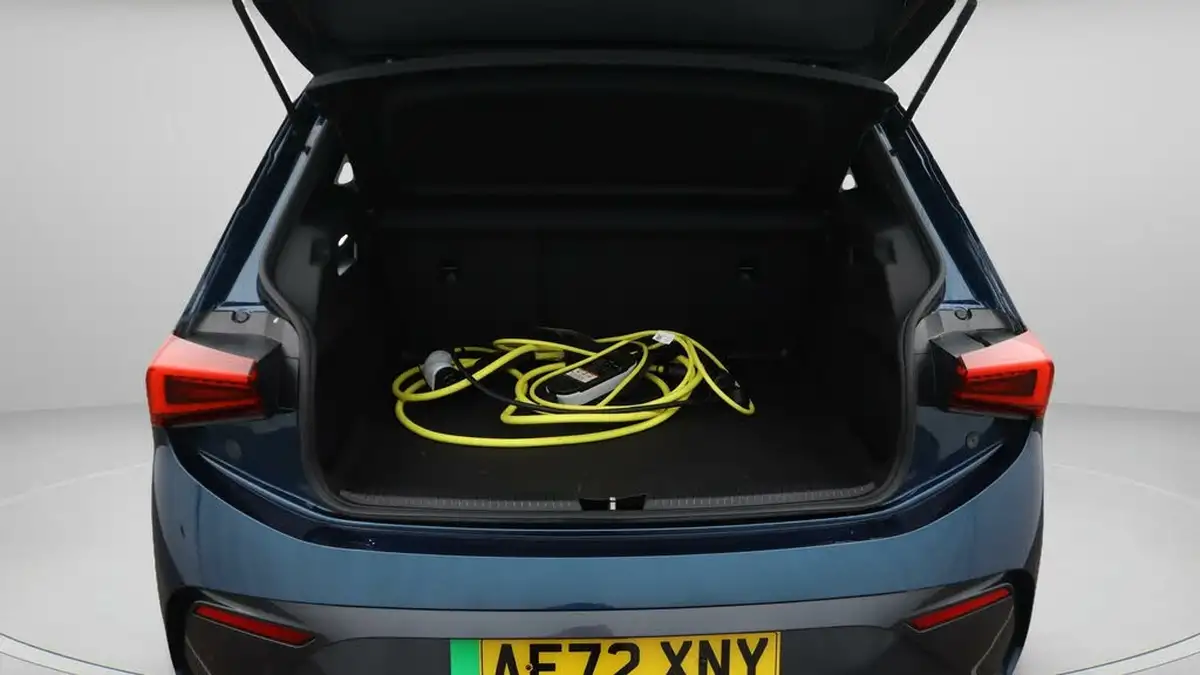 2022-cupra-born-e-v2-204ps-58kwh-big-17