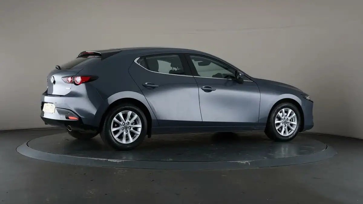 2022-mazda-mazda3-20-se-l-big-62