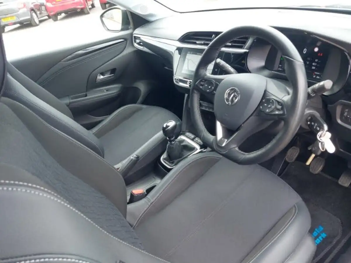 2020-vauxhall-corsa-12-turbo-elite-nav-big-17