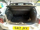 2017-citroen-c4-cactus-12-puretech-w-small-4
