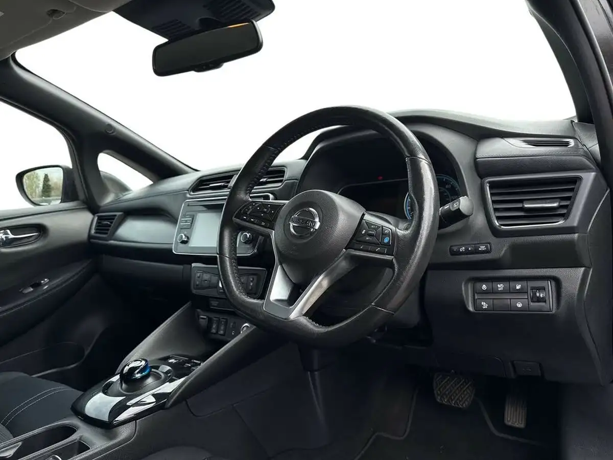 2018-nissan-leaf-e-2zero-big-8