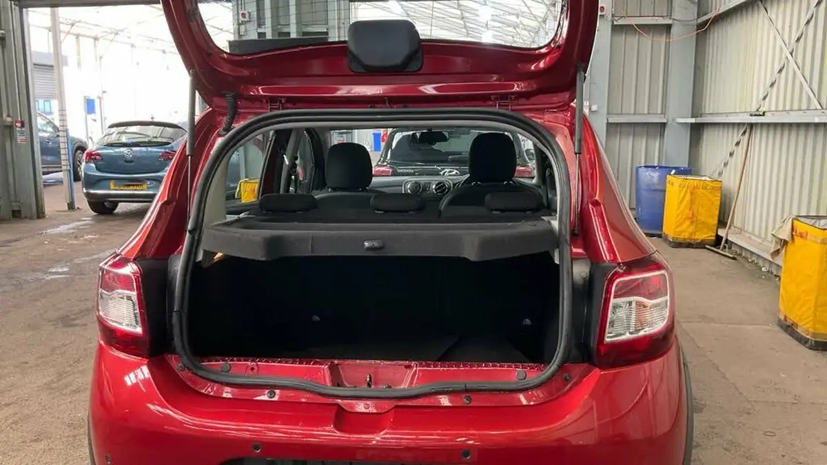 2016-dacia-sandero-stepway-09-tce-laureate-big-8