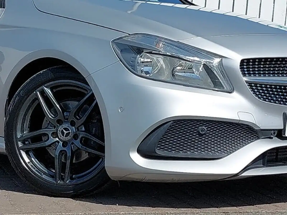 2017-mercedes-benz-a-class-16-a180-amg-line-executivess-7g-dct-big-13
