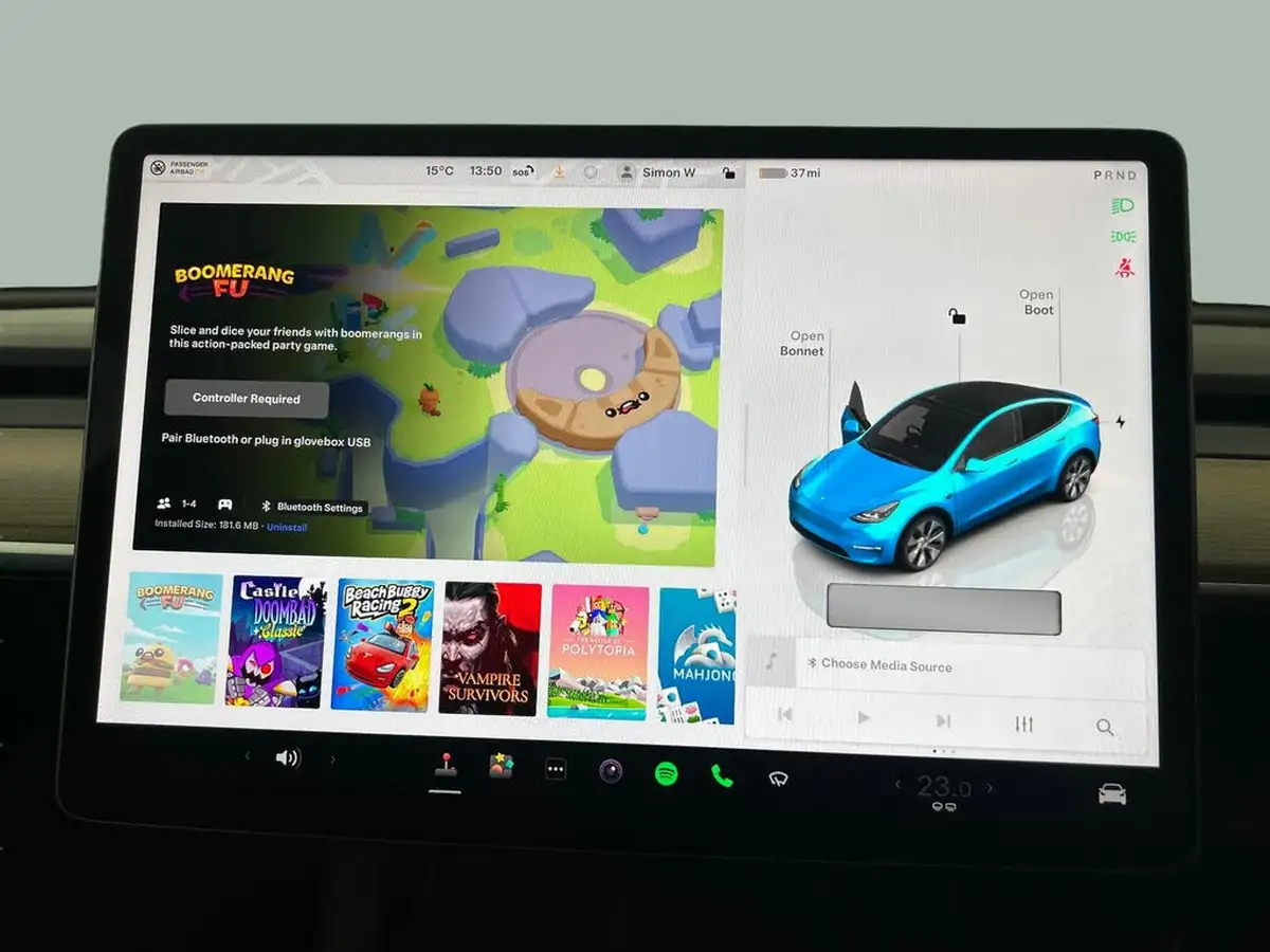 2022-tesla-model-y-e-long-range-big-26