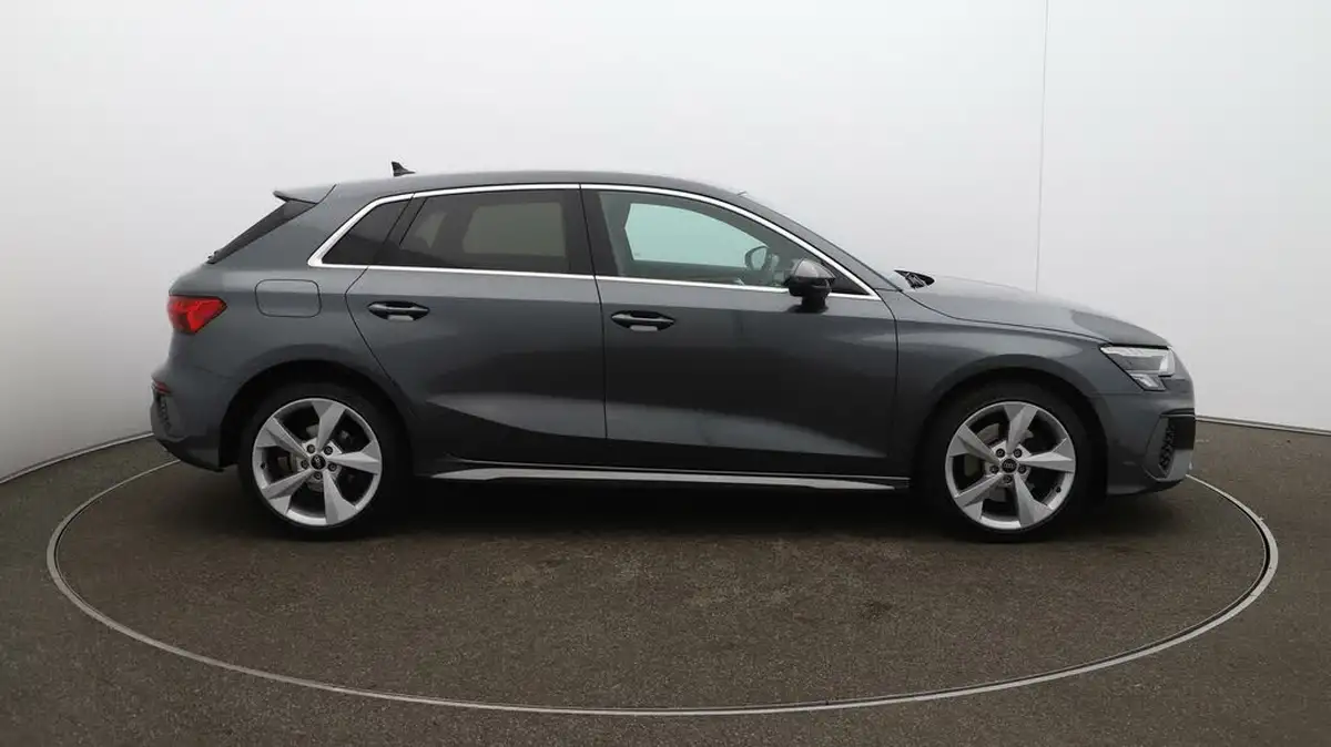 2022-audi-a3-14-40-tfsi-e-s-line-big-47